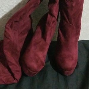Thigh High Oxblood Heels sz7
